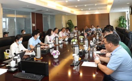 “走在前、开新局”行进式主题采访活动走进fb体育