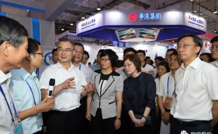 王清宪书记鼓励fb体育智能制造取得新突破